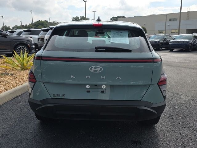 2025 Hyundai KONA SE