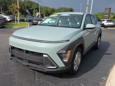 2025 Hyundai KONA SE