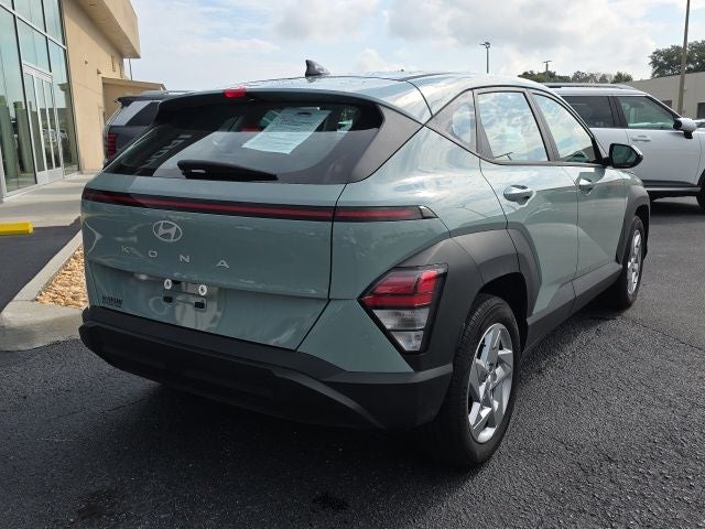 2025 Hyundai KONA SE