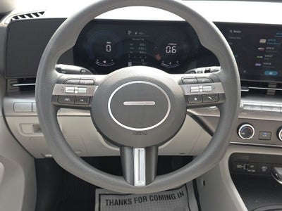 2025 Hyundai KONA SE