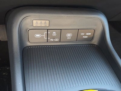 2027 Hyundai KONA SE FWD