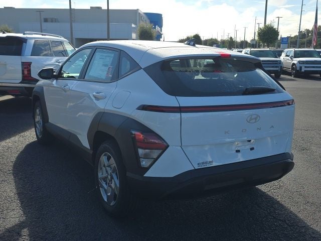 2027 Hyundai KONA SE FWD