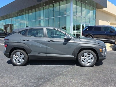 2027 Hyundai KONA SE FWD