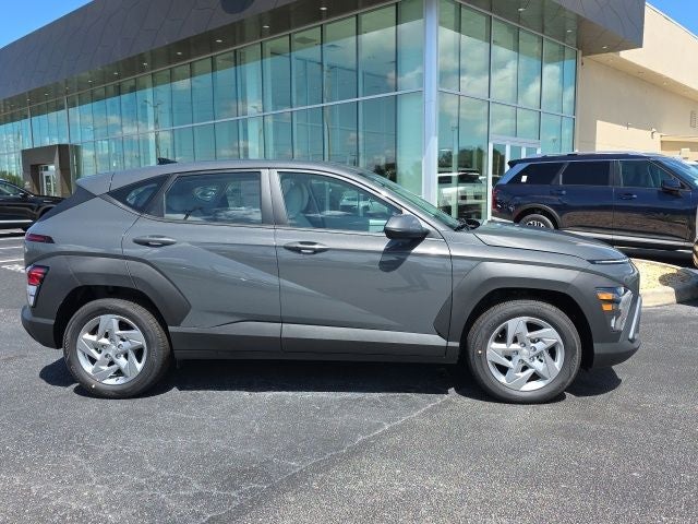 2027 Hyundai KONA SE FWD