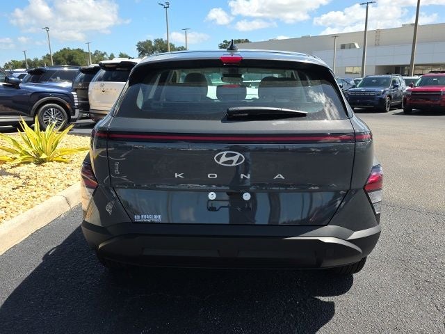 2027 Hyundai KONA SE FWD