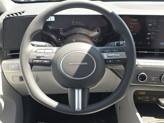 2027 Hyundai KONA SE FWD