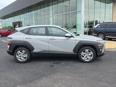 2027 Hyundai KONA SE FWD