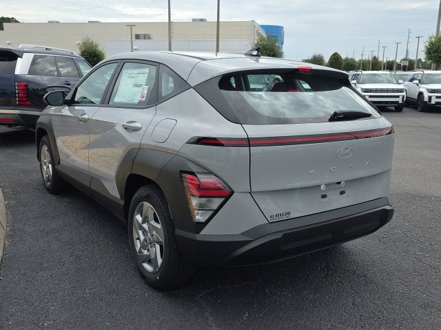 2027 Hyundai KONA SE FWD