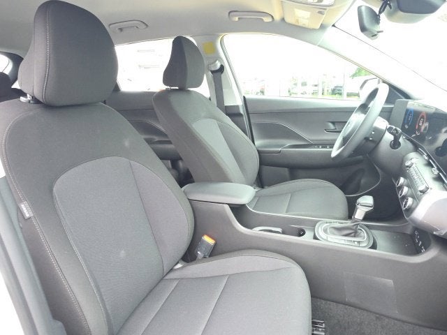 2027 Hyundai KONA SE FWD