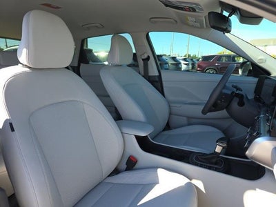 2026 Hyundai KONA SE FWD