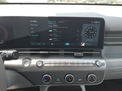 2025 Hyundai KONA SE