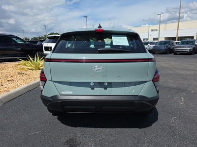 2025 Hyundai KONA SE