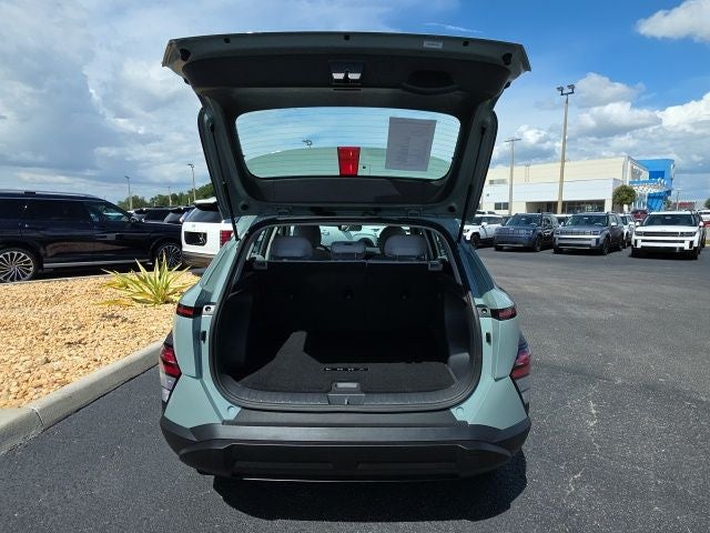 2025 Hyundai KONA SE
