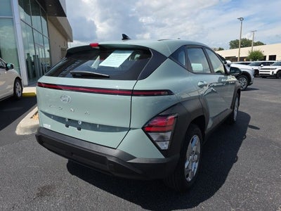 2025 Hyundai KONA SE