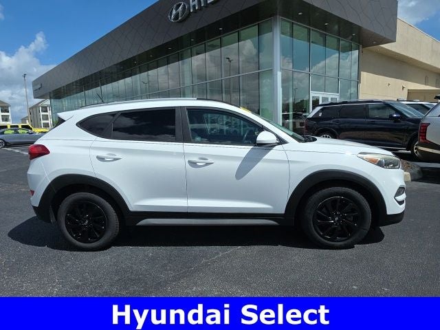 2017 Hyundai TUCSON SE