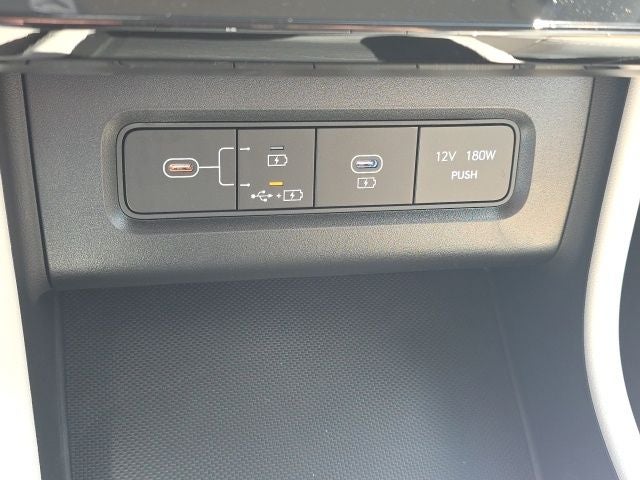 2026 Hyundai TUCSON HYBRID SE