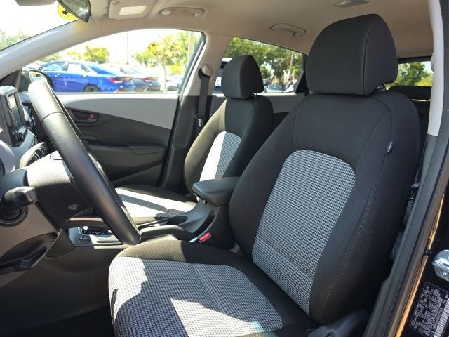 2021 Hyundai KONA SEL