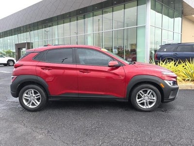 2023 Hyundai KONA SE