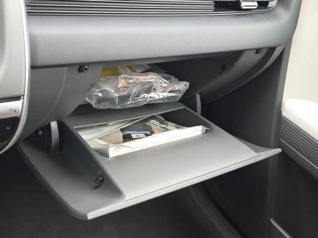 2023 Hyundai IONIQ 5 SE Standard Range