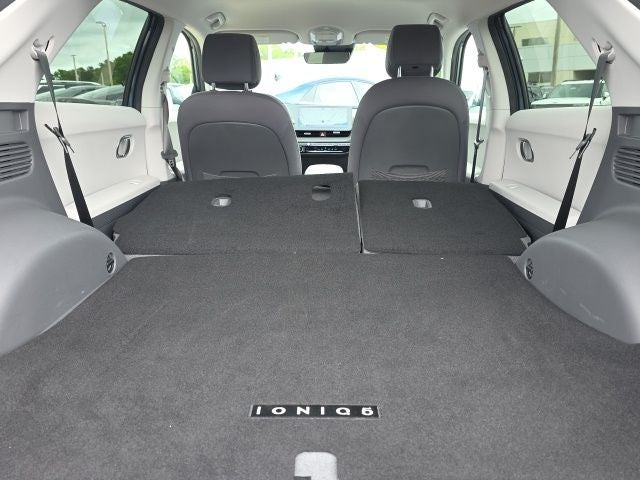 2023 Hyundai IONIQ 5 SE Standard Range