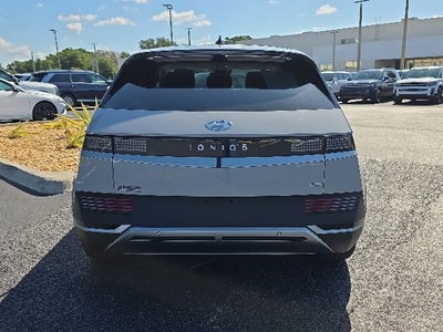 2024 Hyundai IONIQ 5 SE