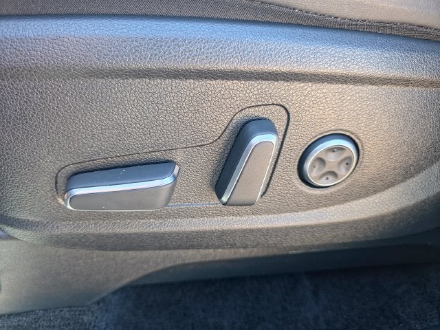 2024 Hyundai PALISADE SEL 8 Passenger