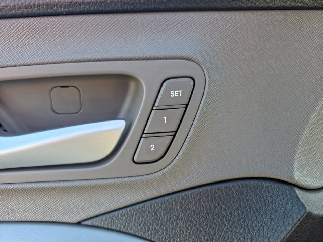 2017 Hyundai SANTA FE SE Ultimate