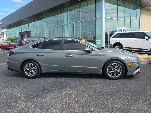 2022 Hyundai SONATA SEL