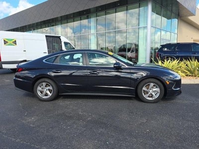 2023 Hyundai SONATA SE