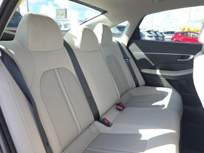 2023 Hyundai SONATA SE