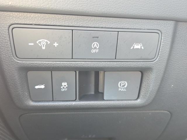 2023 Hyundai SONATA SE