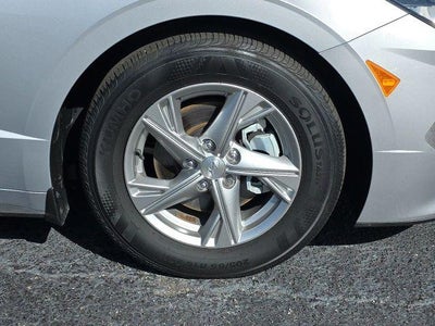 2023 Hyundai SONATA SE