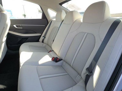 2023 Hyundai SONATA SE