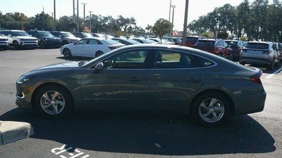 2023 Hyundai SONATA SE