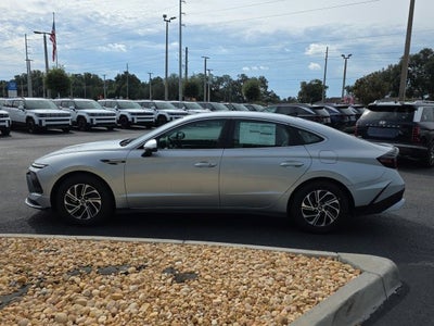 2026 Hyundai SONATA HYBRID Blue