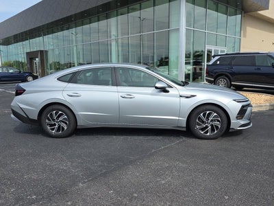 2026 Hyundai SONATA HYBRID Blue