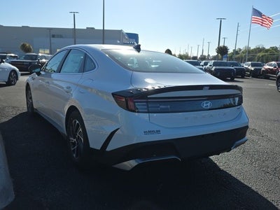 2026 Hyundai SONATA HYBRID Blue FWD