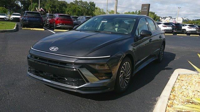 2025 Hyundai SONATA HYBRID SEL FWD