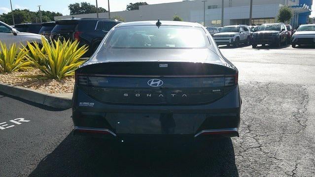 2025 Hyundai SONATA HYBRID SEL FWD