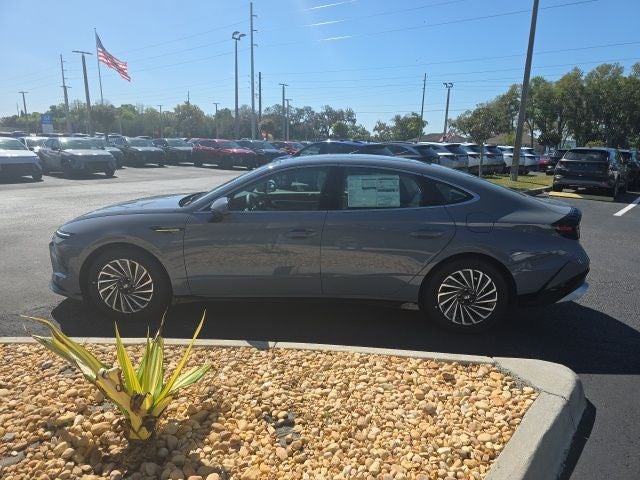 2026 Hyundai SONATA HYBRID SEL FWD