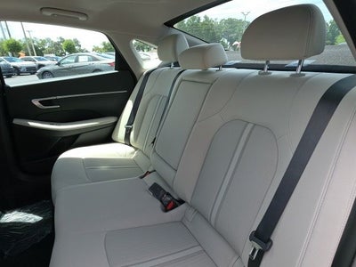 2026 Hyundai SONATA HYBRID SEL