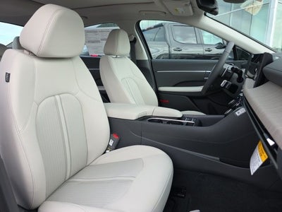 2026 Hyundai SONATA HYBRID SEL FWD