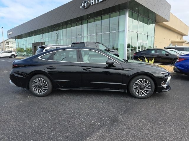 2026 Hyundai SONATA HYBRID SEL FWD