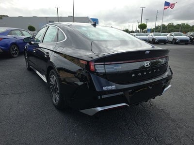 2026 Hyundai SONATA HYBRID SEL FWD