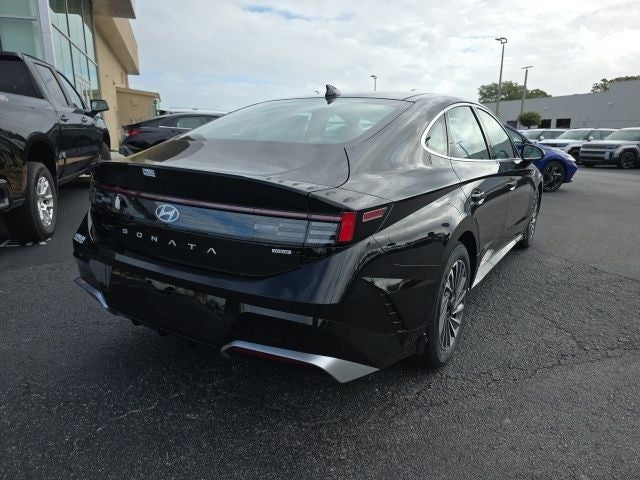 2026 Hyundai SONATA HYBRID SEL FWD