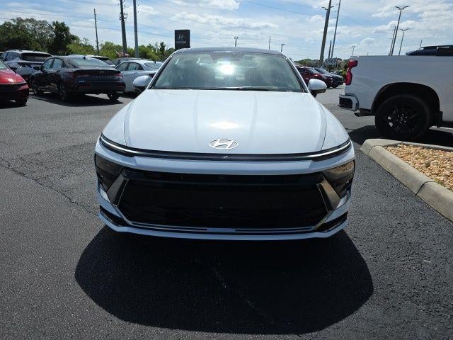 2026 Hyundai SONATA HYBRID Limited FWD