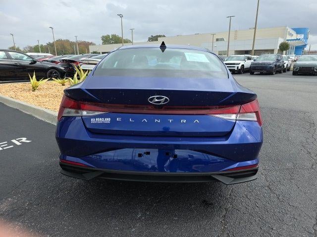 2023 Hyundai ELANTRA SE