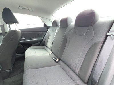 2023 Hyundai ELANTRA SE