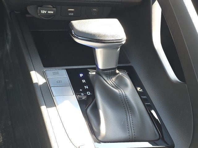 2026 Hyundai ELANTRA SE IVT