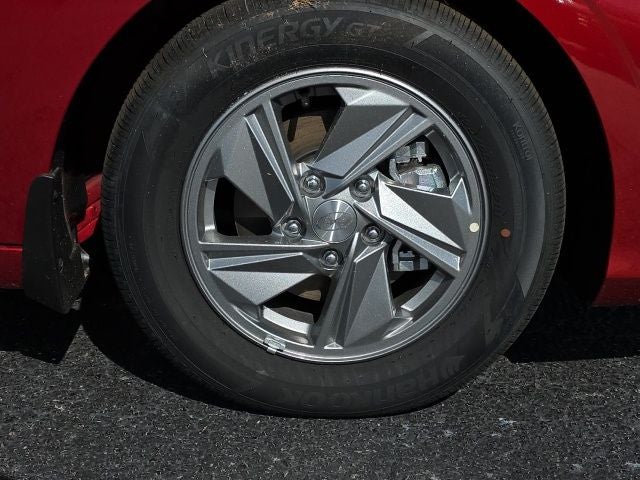 2026 Hyundai ELANTRA SE IVT